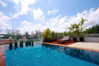 Rayaburi Hotel, Patong