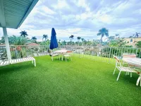 Tropical Beach Resorts - Sarasota