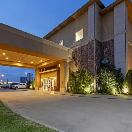 Best Western Plus Guymon Hotel  Suites