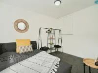 Cosy 2-Bed House | Bury | Free Parking | Near Manchester Hotels in Bury