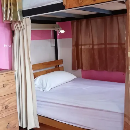 Okhome Hostel