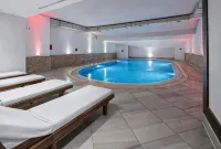 Crowne Plaza ISTANBUL - OLD CITY by IHG - Bathtub