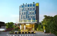 Platinum Adisucipto Hotel & Conference Center