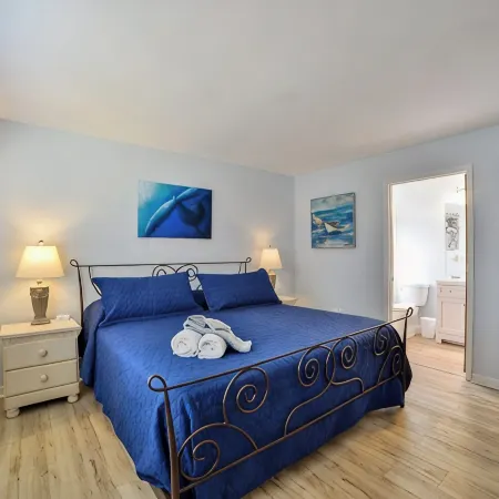 Racetrack-Ready Villa • Pools • Modern Comfort