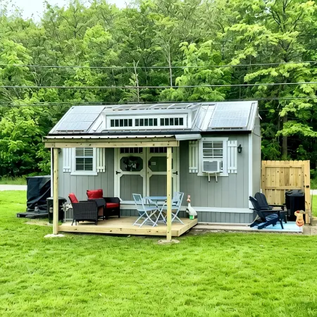 Quiet Tiny Cabin Near Gotl + Fire Pit