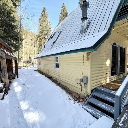 Lazy Me ~ A Magical Creek-front Cabin with Hot Tub! Private Woods