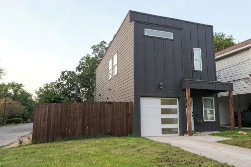 Modern Cowboy Retreat Near Downtown Lockhart