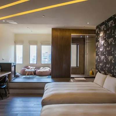 G11 NingTsui Hotel Hotel dekat Stasiun Taichung