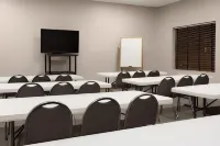 Radiant Inn and Suites