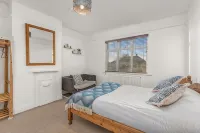 Station View: 3 Bedroom Apartment