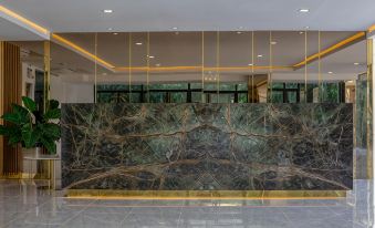 IMPRESS Hotel HUAI Khwang