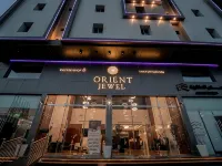 Jawhrat Al Sharq Serviced Apartments Hotel in zona Centro Commerciale Oasis Mall