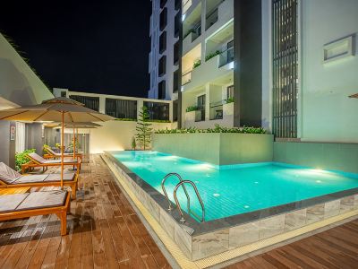Nalada Hotel