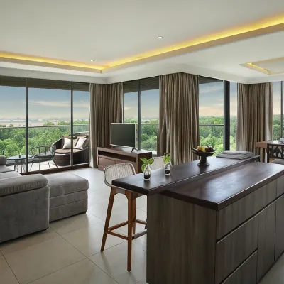 The Crystal Luxury Bay Resort Nusa Dua Các khách sạn gần Bãi biển Nusa Dua