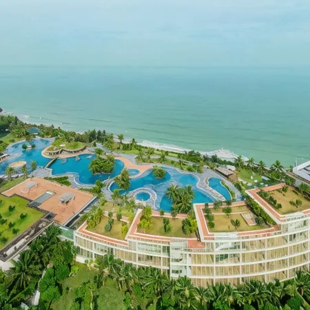 FLC Luxury Hotel Samson