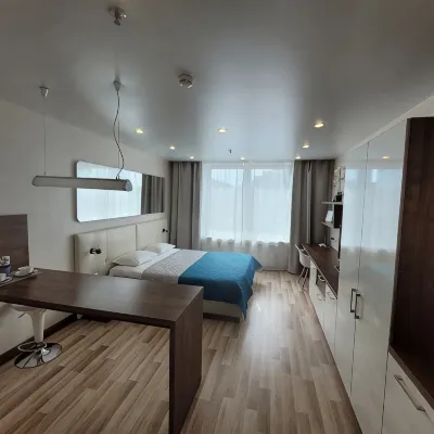 Aparthotel Axioma 奥зерки站附近的飯店