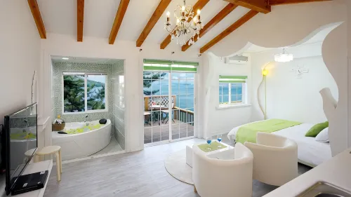 Taean Forest Pension
