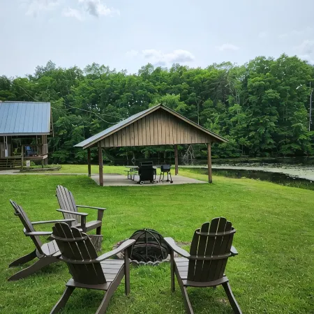 Reel Simple Lakefront Cabin Has Kayaks for Guests to Enjoy on the Lake!
