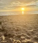 The Blue Tide House: Steps to Maui beaches + nearby eats