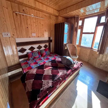 Abhishek Charas Homestay