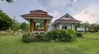 Tanaosri & Creekside Resort