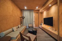 Redbrick Villa By The Feelas