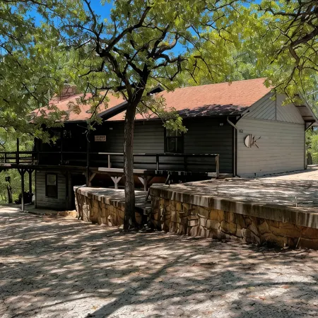 Where the Magic Cabins - Near Turner Falls!