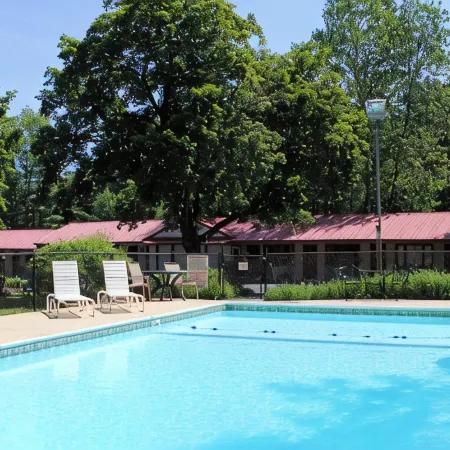 Luzerne Court Motel