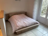 Ideally located apartment with terrace 10 minutes from the beach