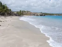 BAYLEAF: The Perfect Hideaway near secluded beach Hotels in Hellene