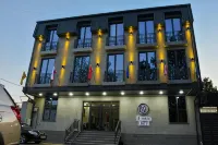 Human Hotel - 3 stjerner