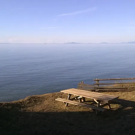 Private Beach Access, Quiet, Farm Setting, Secluded Nature Trails