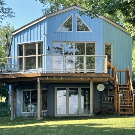 Private Waterfront Getaway on Townsend Lake