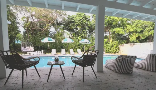 Villa Cristina in Miami - Pools
