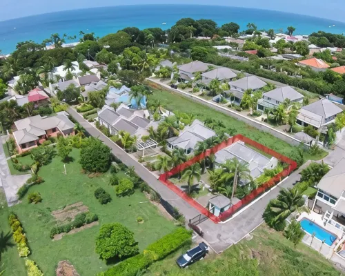 Beautiful West Coast villa, shared pool, Inc Fairmont Beachclub access for four. Hotels in Porters