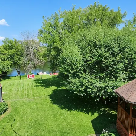 Waterfront home in Quinte West