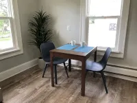 Remodeled 2nd-floor apartment blocks from Mayo - Condos