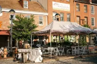 Sleek and Cozy Micro Fells Point Residence! - Condos