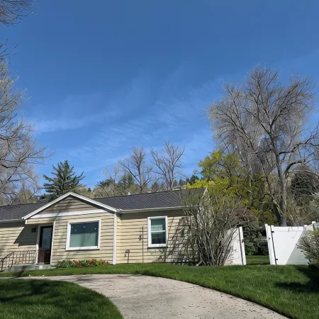 Newly Renovated 3BR Oasis - Close to Dining + Private Backyard Fire Pit