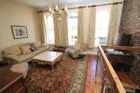 In the Heart of Historic Downtown Paris KY Hotels in 