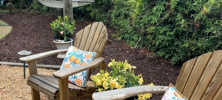 Nags Head Retreat- Walk to beach and sound, bikes and beach chairs included! Hotels in Nags Head