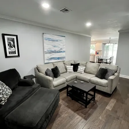 3BR/1BA BROKEN ARROW HOME