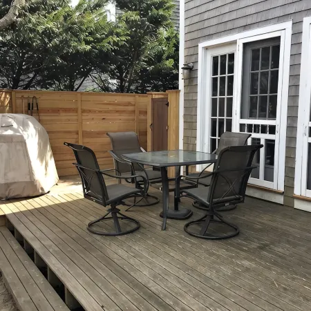 Nantucket Colonial abuts conservation land and bird sanctuary