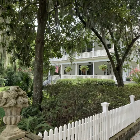 Historic Bonny Cottage in downtown Beaufort SC