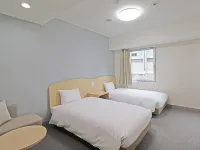 CHISUN BUDGET Kanazawa Ekimae Các khách sạn gần Ga Isobe