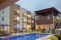 Aiden Homes and Apartments - Kolam Renang