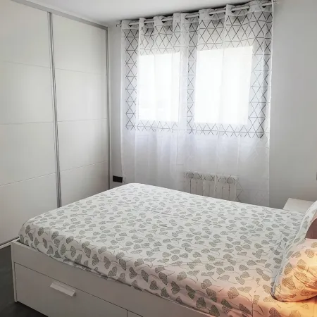 Apartment facing the sea, Pool, Air Conditioning, Parking included, Elevator