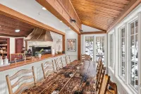 Luxury Riverfront Estate - Pool, Spa, Tennis, & Pond