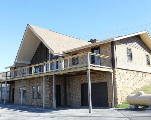 Spacious 5-Bedroom Home on Lake Cumberland! Ξενοδοχεία στην πόλη Burnside