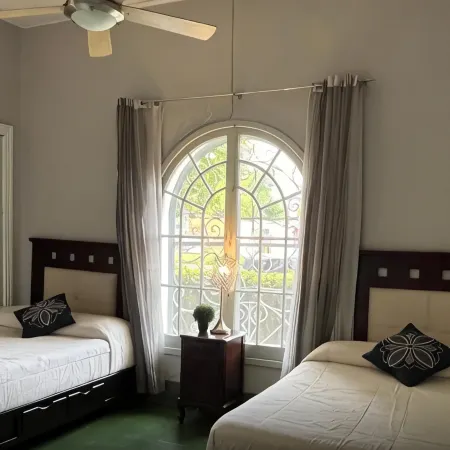 Suites Casa Blanca